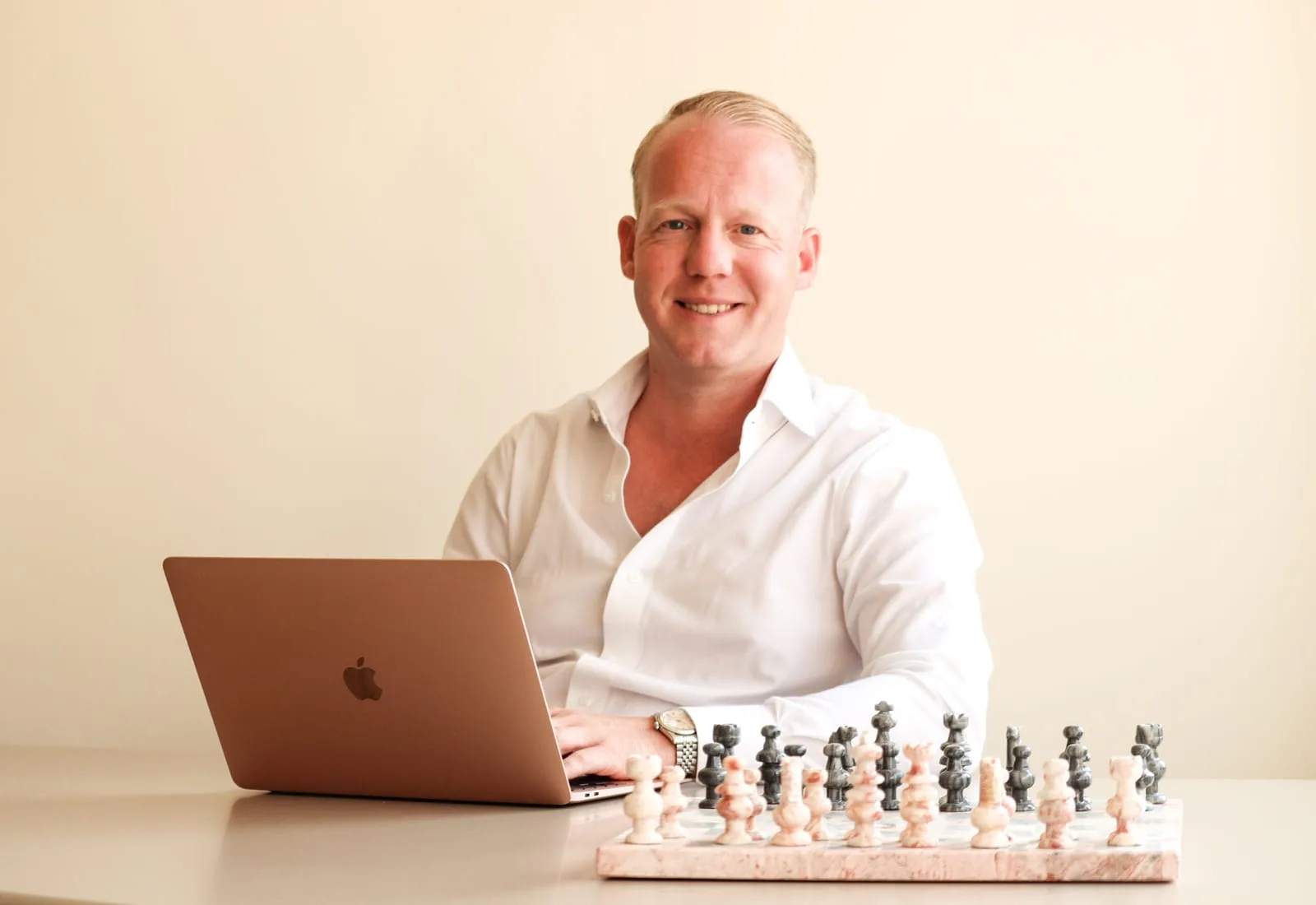 Gé Hoeijmakers, agent for the northern Costa Blanca